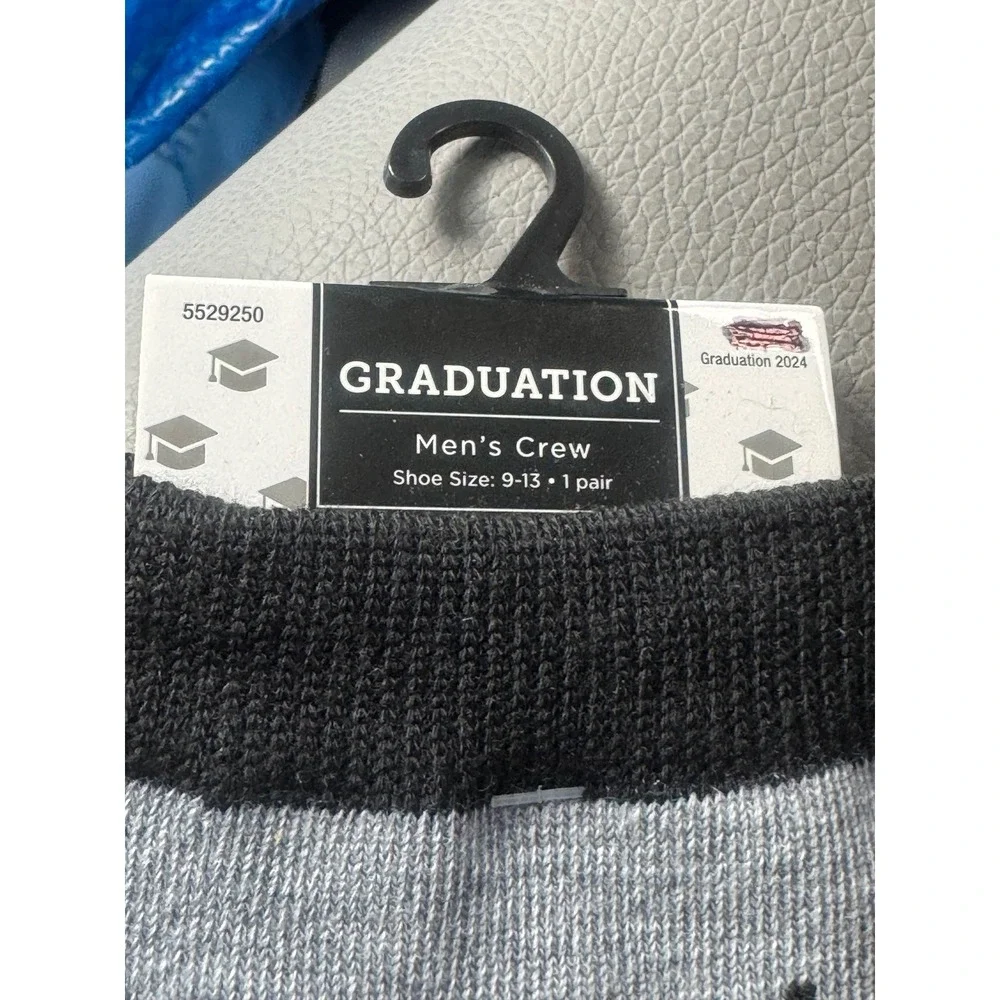 Men Kinda A Big Dill Graduation Crew Socks Gray Pickle NWT